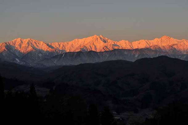 林りん館からの北アルプスライブカメラ